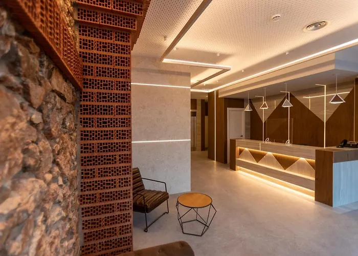 Art Apartments